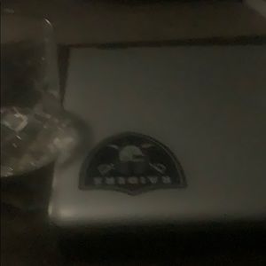 Meet your Posher, Elliot